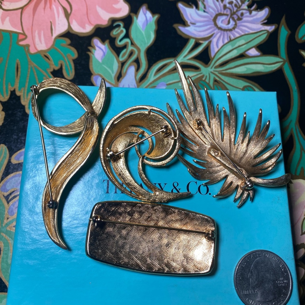 Vintage Brooches - Picture 6 of 6